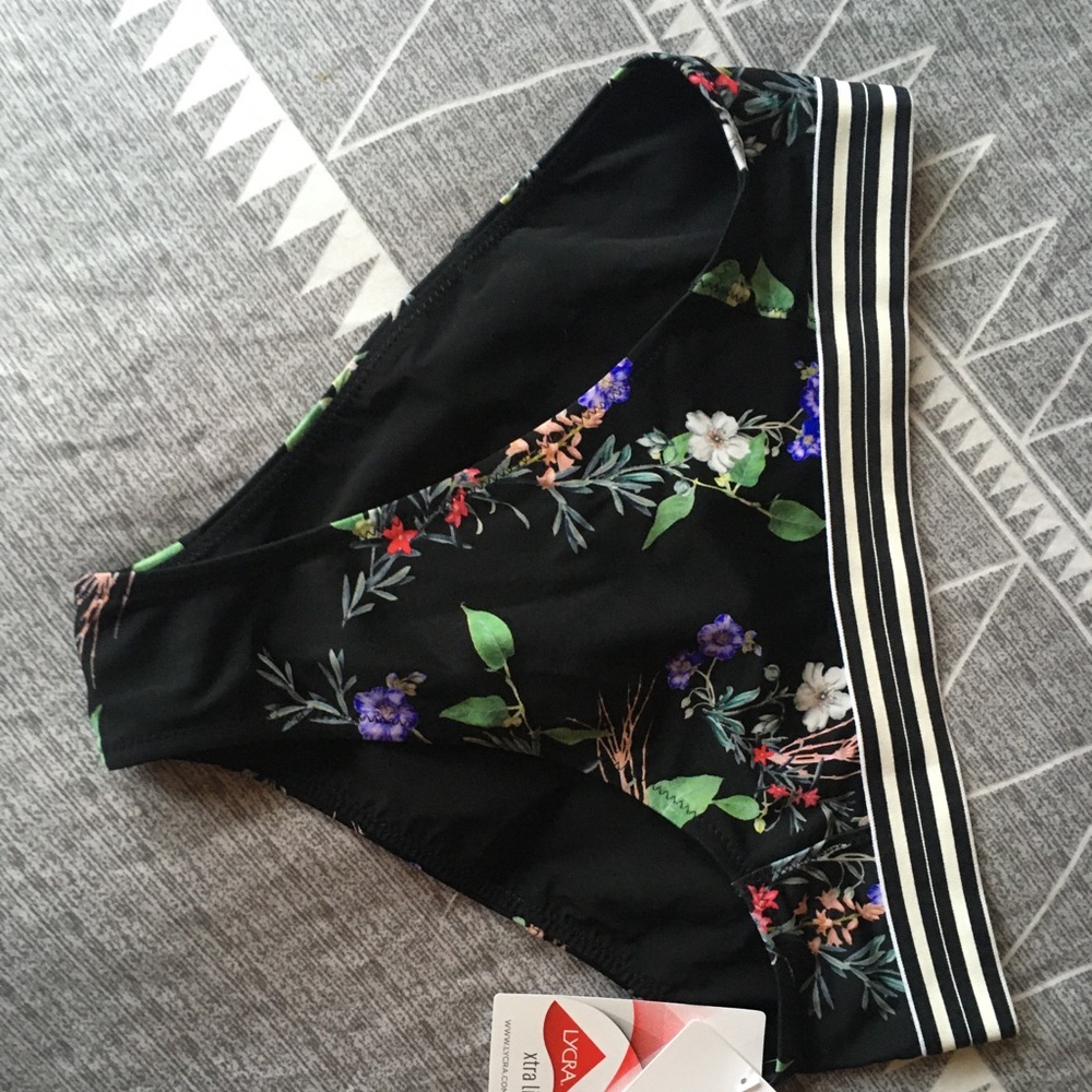 Athleta Women’s Gold Coast Floral Swimsuit Bottom